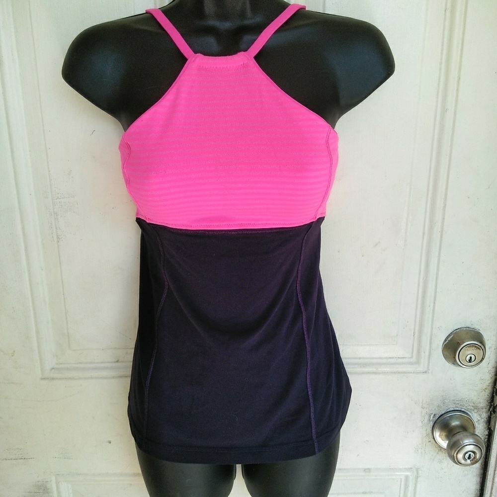 Lululemon Flip with no Flop tank